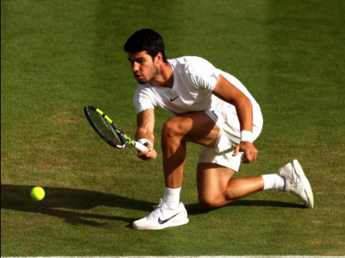 西班牙新秀Carlos Alcaraz晉級溫網決賽，將對決Novak Djokovic