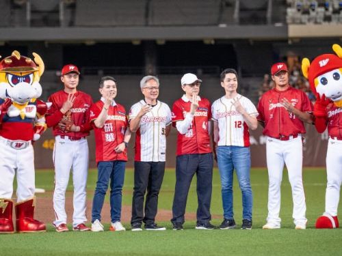 龍星大樂引爆臺北大巨蛋：球迷與科技共襄盛舉