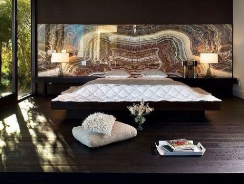 牆面的選擇，壁紙和塗料兩種常見，搜索其特點