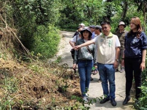 高閔琳勘查觀音山災後進度，力拚下週恢復全區登山步道