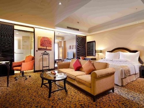 義大世界飯店系列：吃喝玩樂全方位滿足！