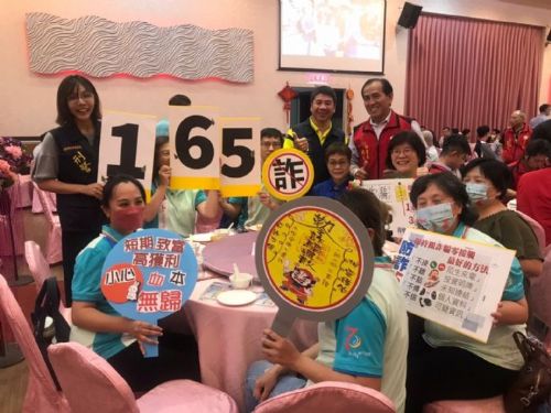 屏縣長與「反詐宣傳大使」吳俊宏齊宣導防詐5不守則 誓讓詐騙止步