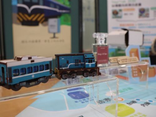 搭乘鐵道時光機、勇闖史博保衛戰 三民家商觀光科全國專題實作及創意競賽舉奪金