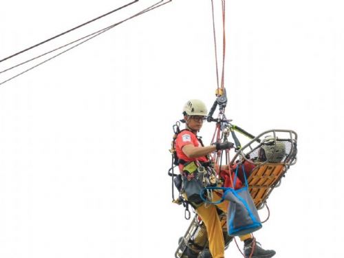 為國爭光！陳其邁慰勉高雄繩索救援隊KRRT赴法競賽