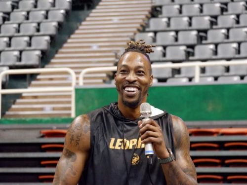 籃球》霍華德激情高呼：「終於抵達菲律賓了！