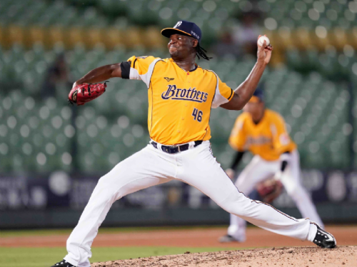 快樂保拉8.1局失1分好投 兄弟主場四連勝