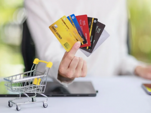 哪張卡是你心中的出國神卡？盤點玉山易遊卡6大回饋攻略 國外刷卡省更多