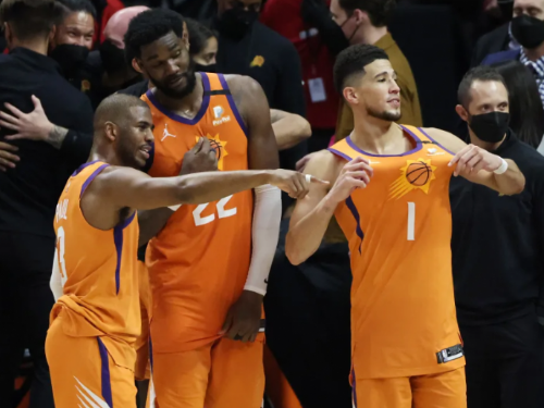 太陽兩年前冠軍賽陣容 如今僅剩Booker留隊