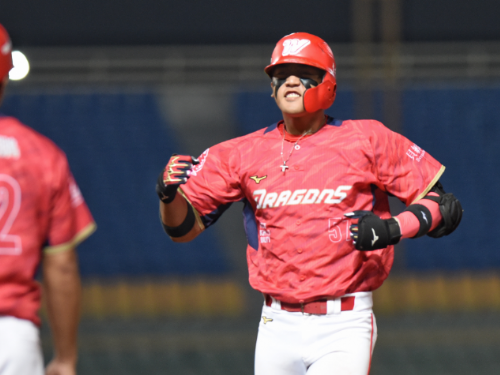 拿莫．伊漾再見犧牲打助奪勝 味全連兩天同比數向統一說再見