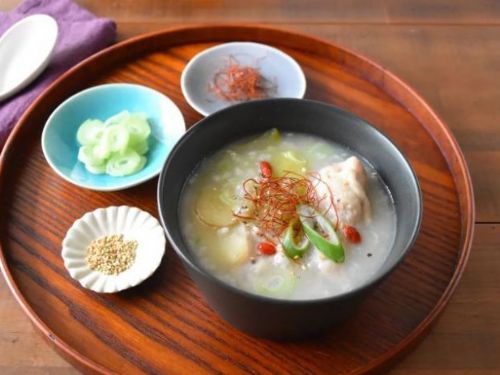 【徹底品嚐雞肉鮮味的參雞湯】